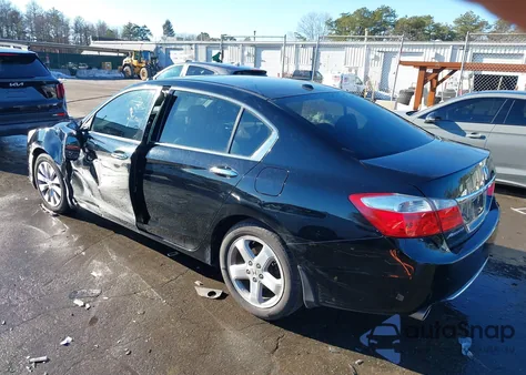 2013 Honda Accord Ex-L V-6 z USA, uszkodzony, nr VIN 1HGCR3F80DA047130
